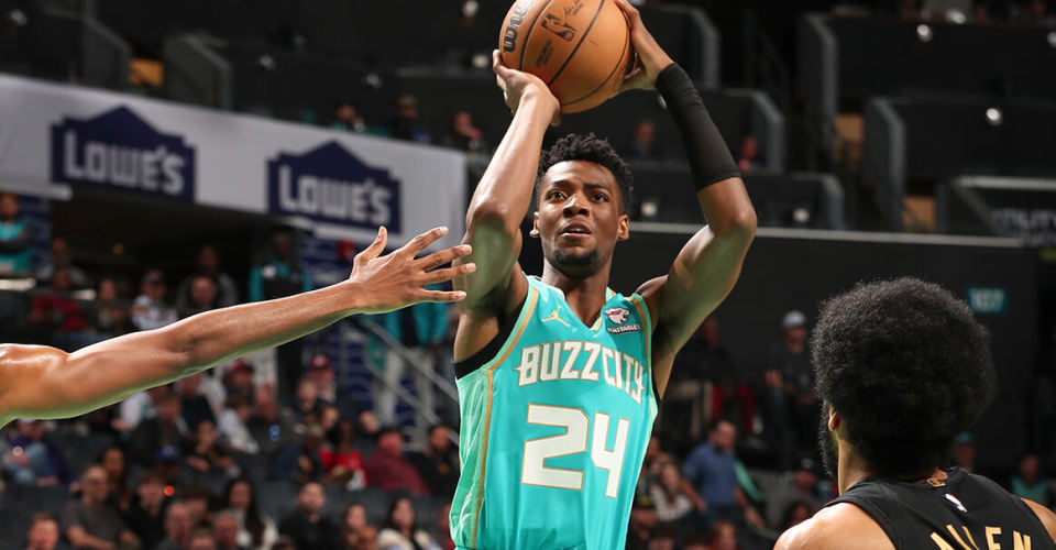 一月份因右, 卡尔克布伦, 业生涯 一月份因右, 卡尔克布伦, 业生涯