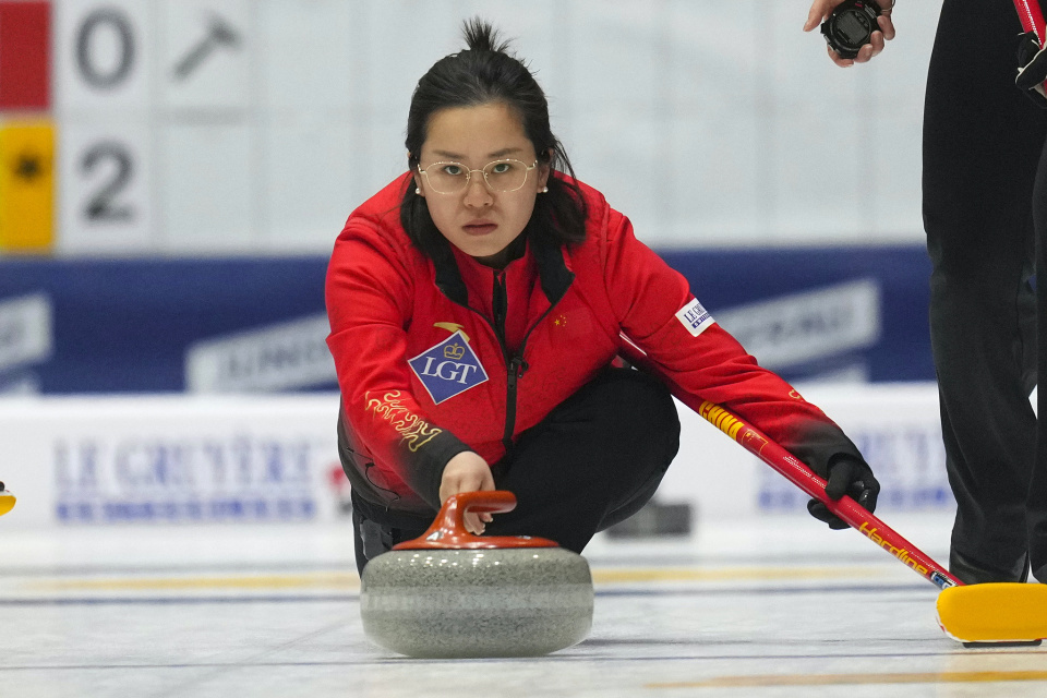 落后的情况, 队在加拿大, 谓一波两折