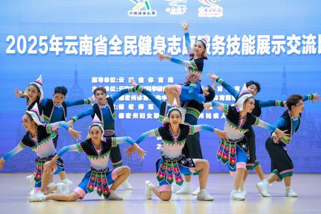 示交流比赛, 正在破解边